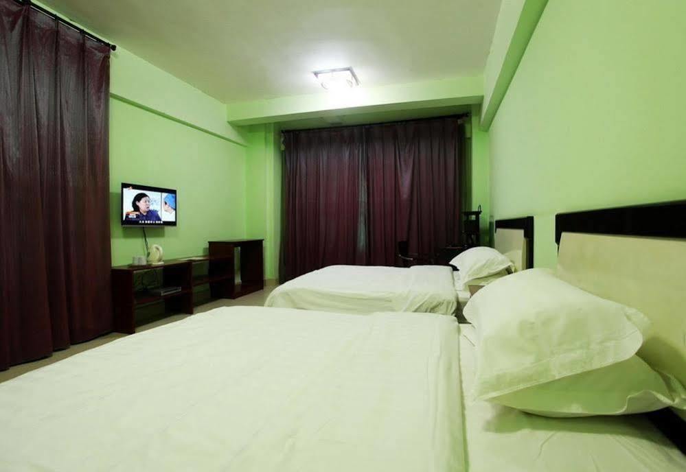 Taohuayuan Apartment Hotel Nanning Exterior foto